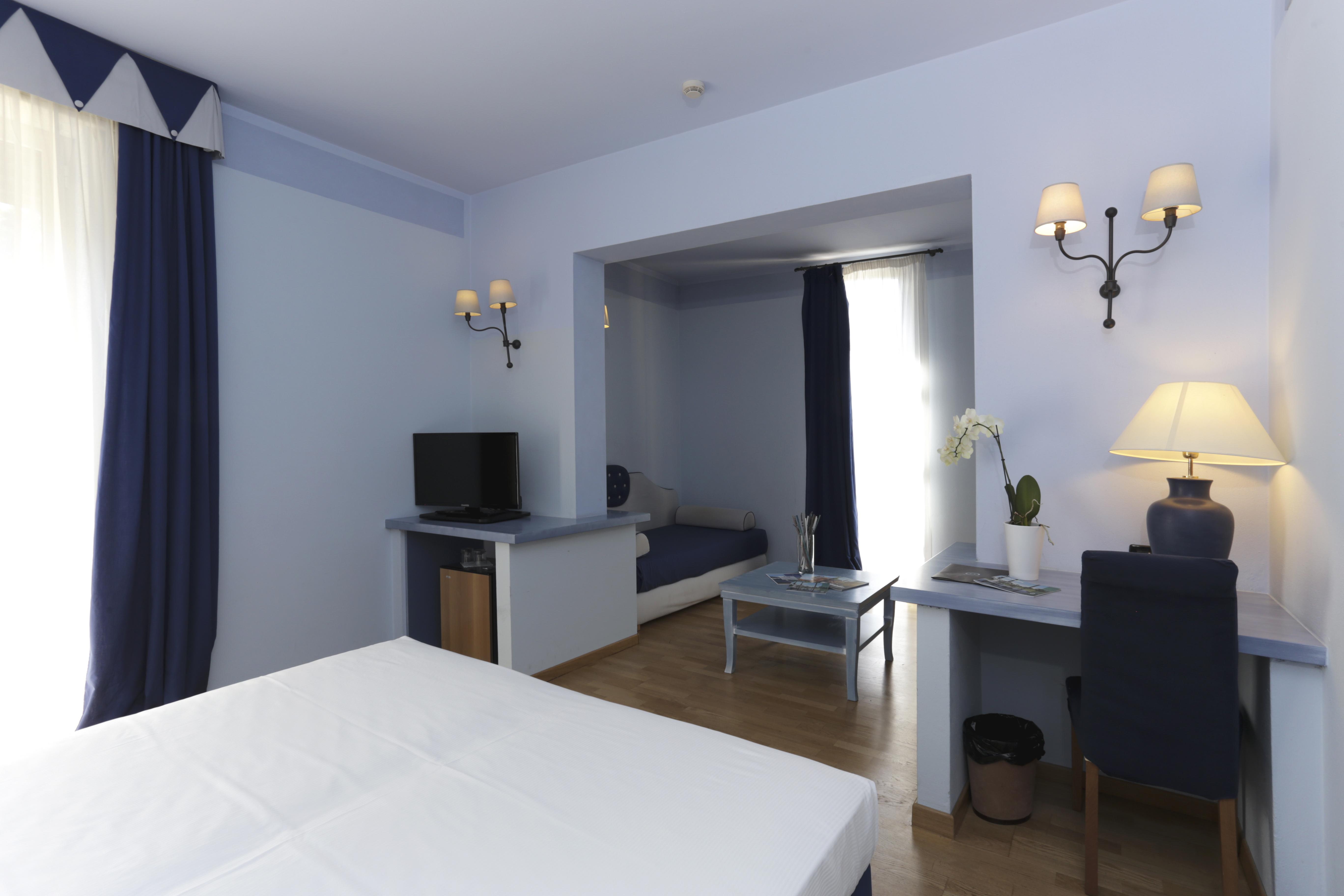 Th Tirrenia - Green Park Resort Bagian luar foto