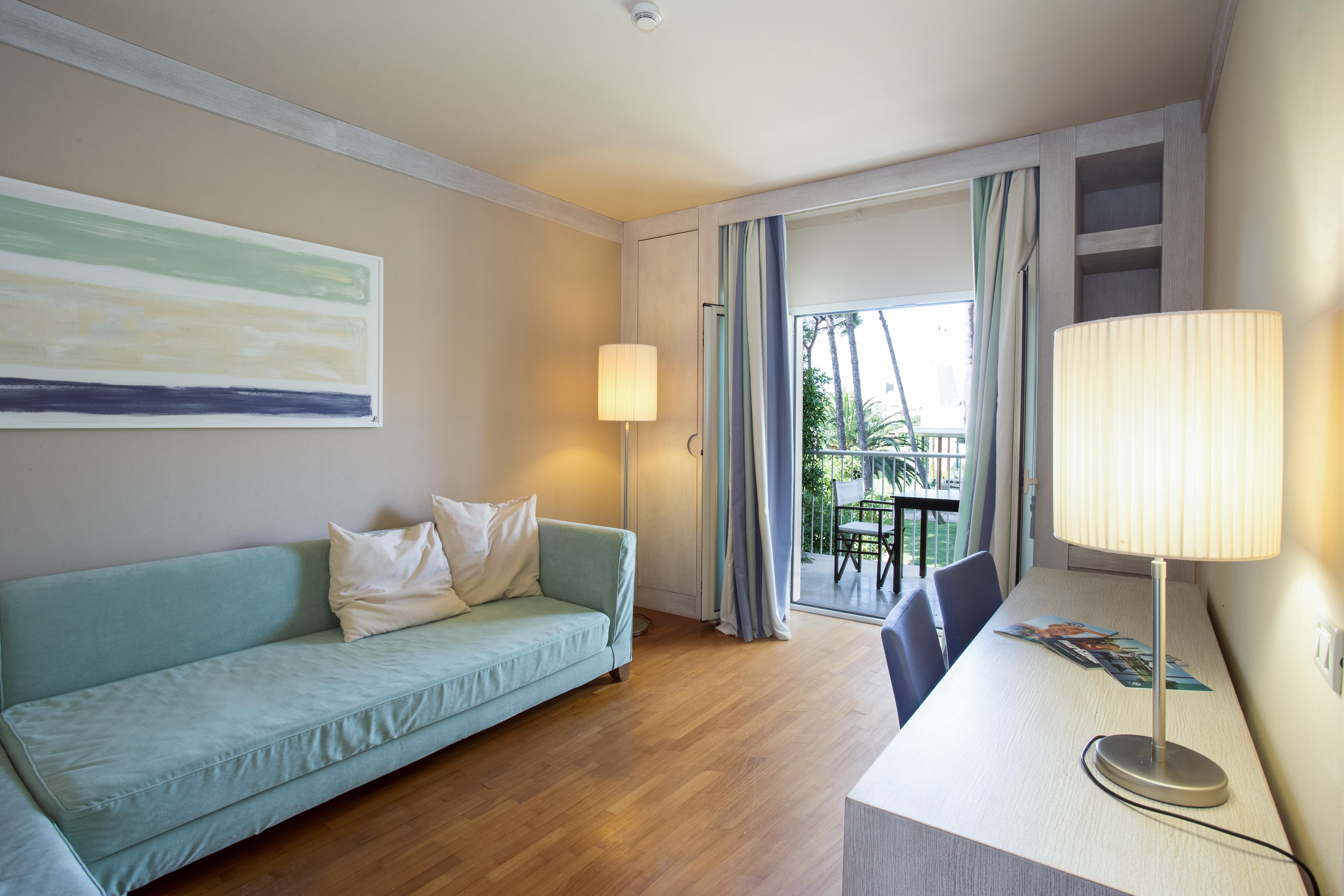 Th Tirrenia - Green Park Resort Bagian luar foto