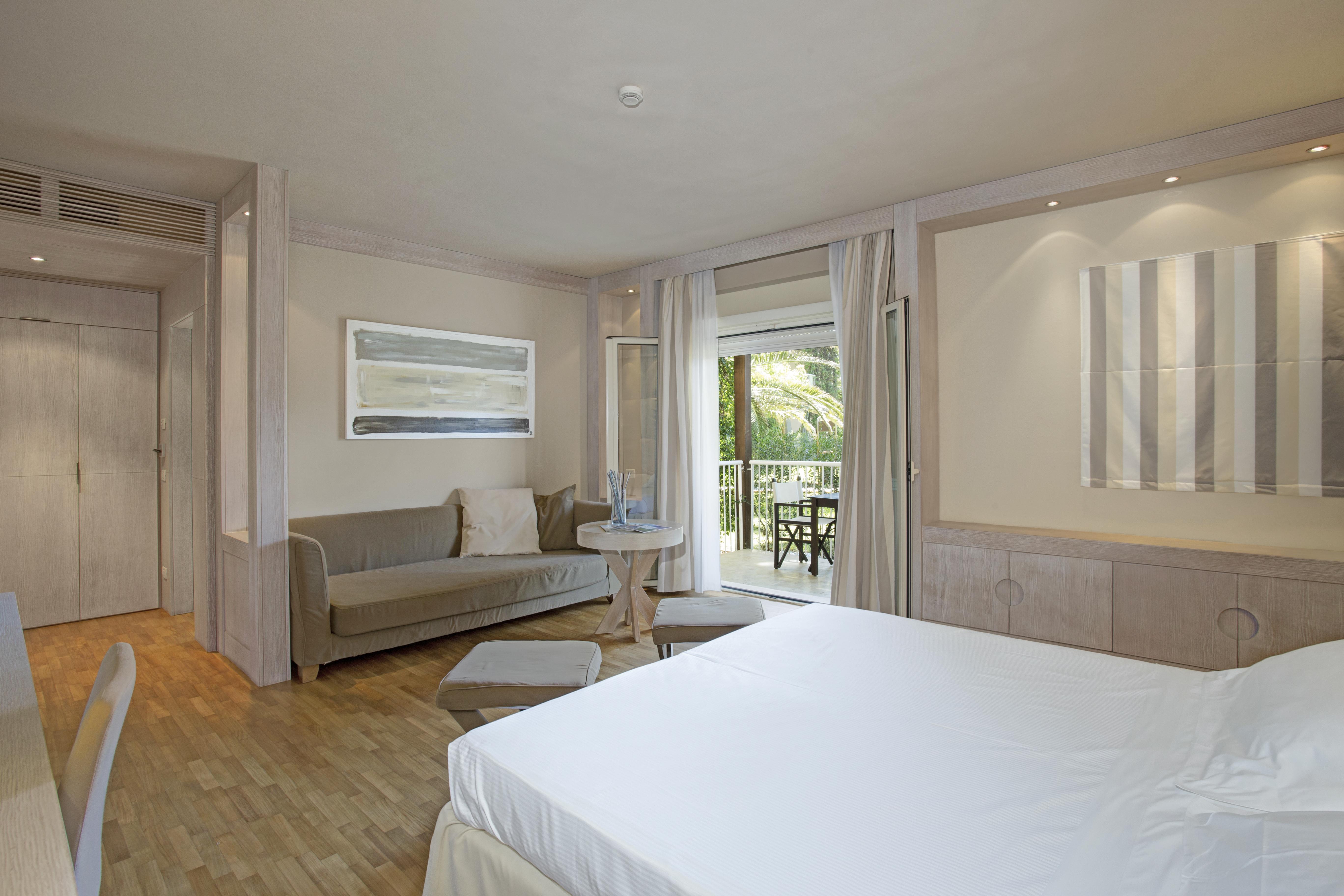 Th Tirrenia - Green Park Resort Bagian luar foto