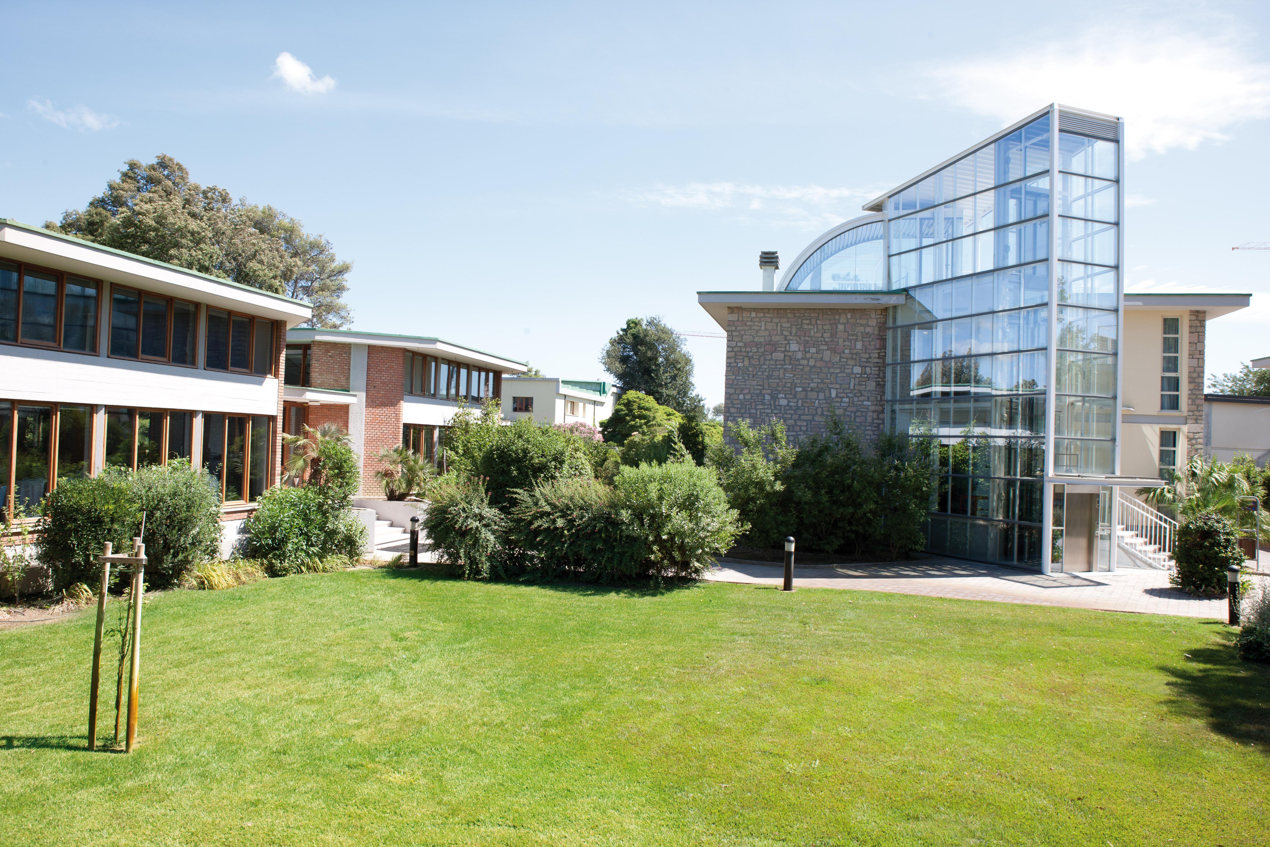 Th Tirrenia - Green Park Resort Bagian luar foto