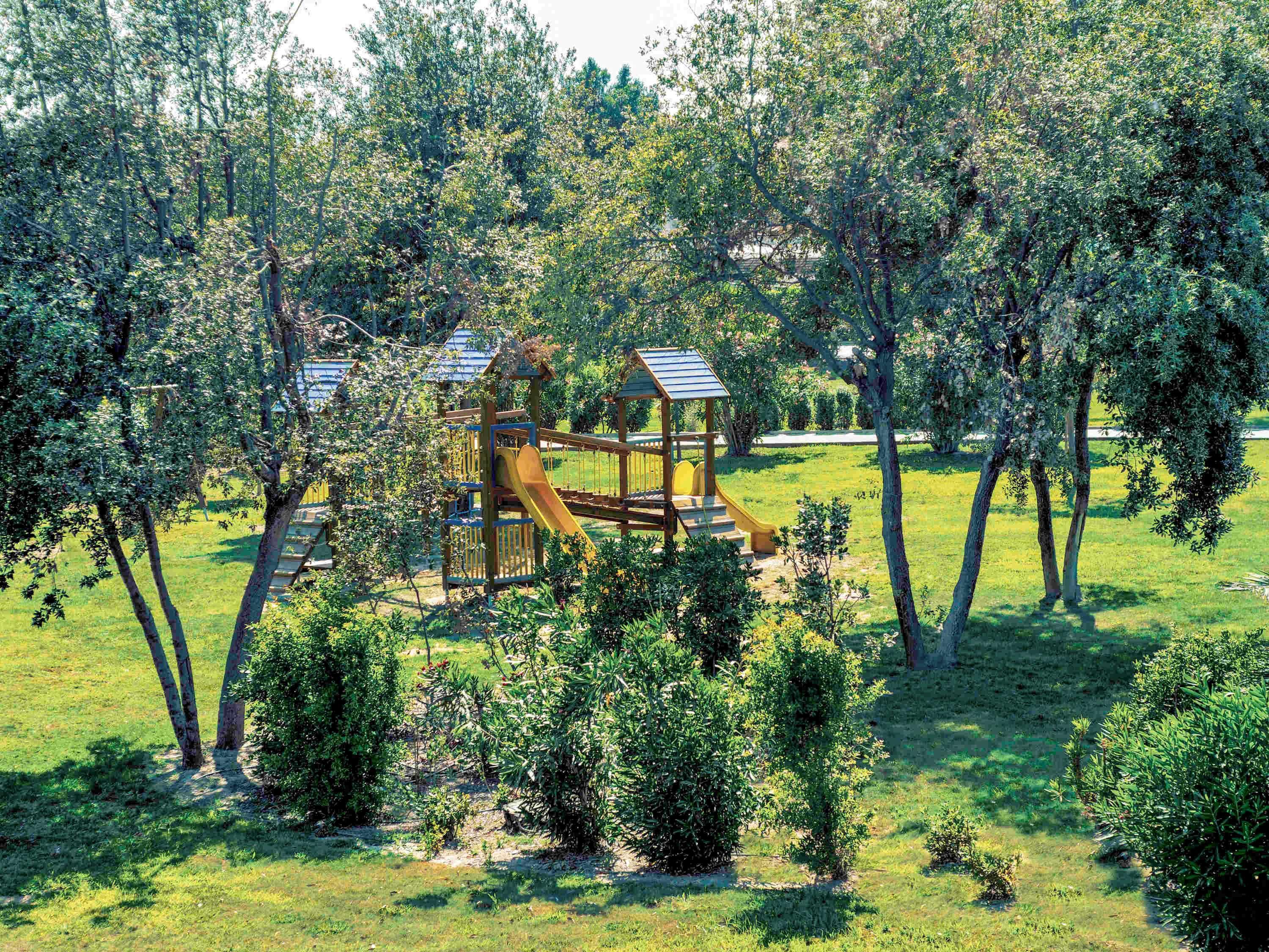 Th Tirrenia - Green Park Resort Bagian luar foto